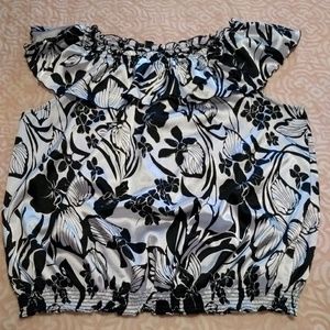 🔆3 for $10🔆Cold Shoulder Blouse